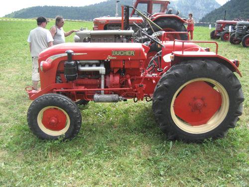 Traktor BUCHER D4000