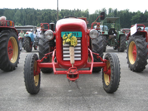 Traktor BUCHER D1800