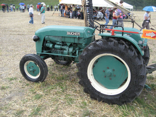 Traktor BUCHER D1800